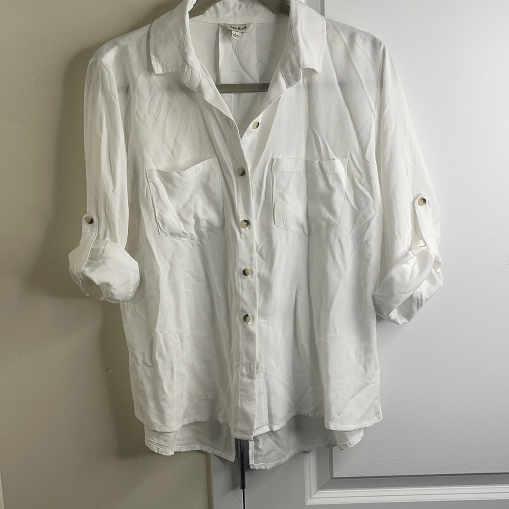 NWOT white button up blouse